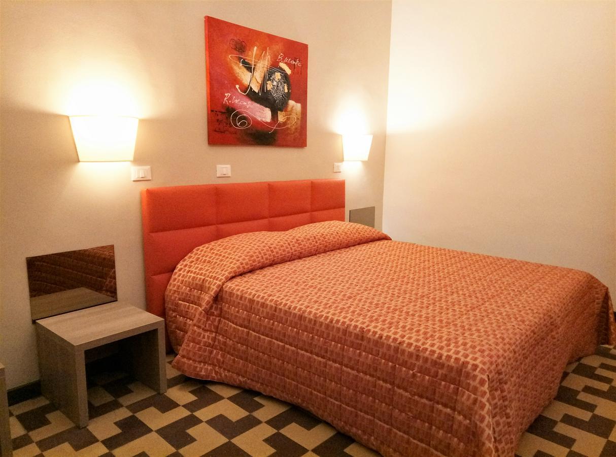 Hotel Moonlight Hotel&suites 3*